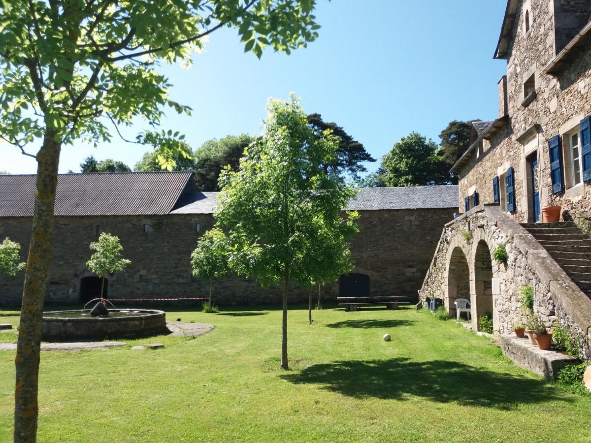 Hotel Domaine D'Angel-Berg Vezins-de-Levezou Exteriér fotografie